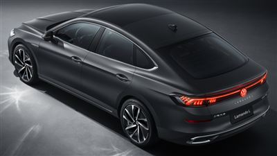 فولکس‌واگن لاماندو L