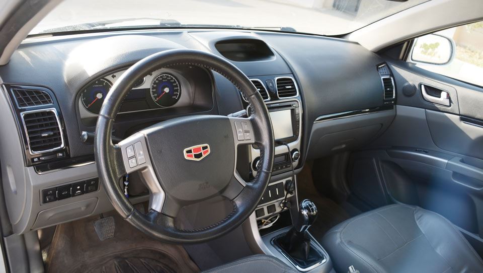 طراحی نمای عقب جیلی امگرند EC7