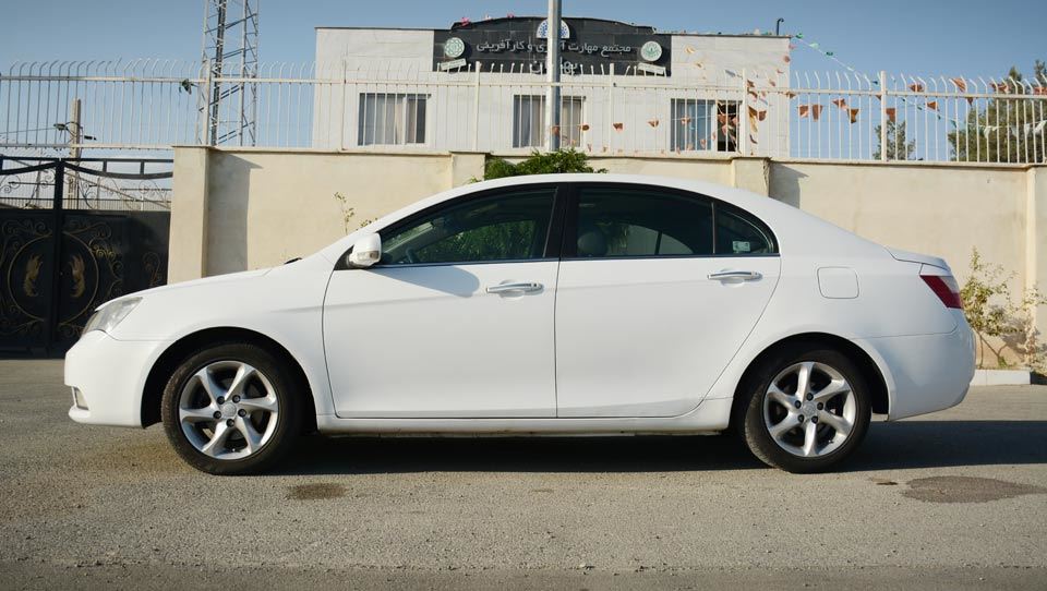 جیلی امگرند EC7