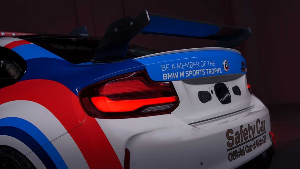 ب‌ام‌و M2 CS Racing خودروي ايمني مسابقات موتو جي‌پي 2022