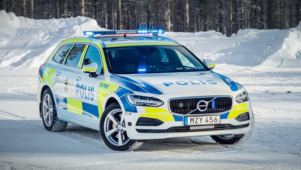 8 - ولوو V90 پلیس سوئد