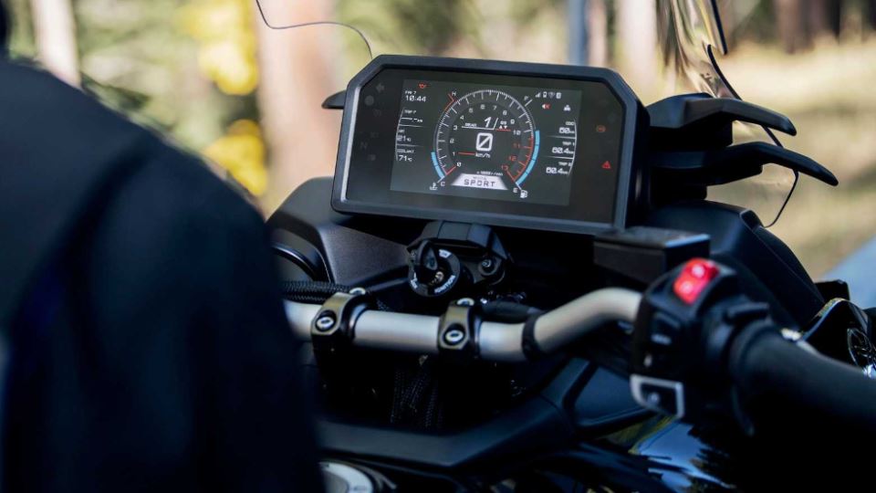 موتورسیکلت یاماها سه‌چرخه نیکن GT 