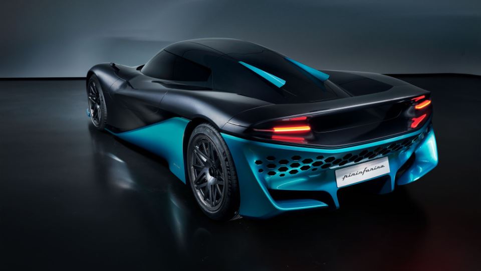 ویریتک آپریکاله سوپراسپرت هیدروژنی با طرح پینین‌فارینا