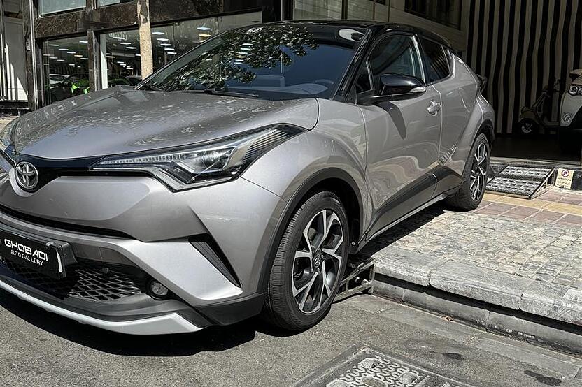 تویوتا، C-HR