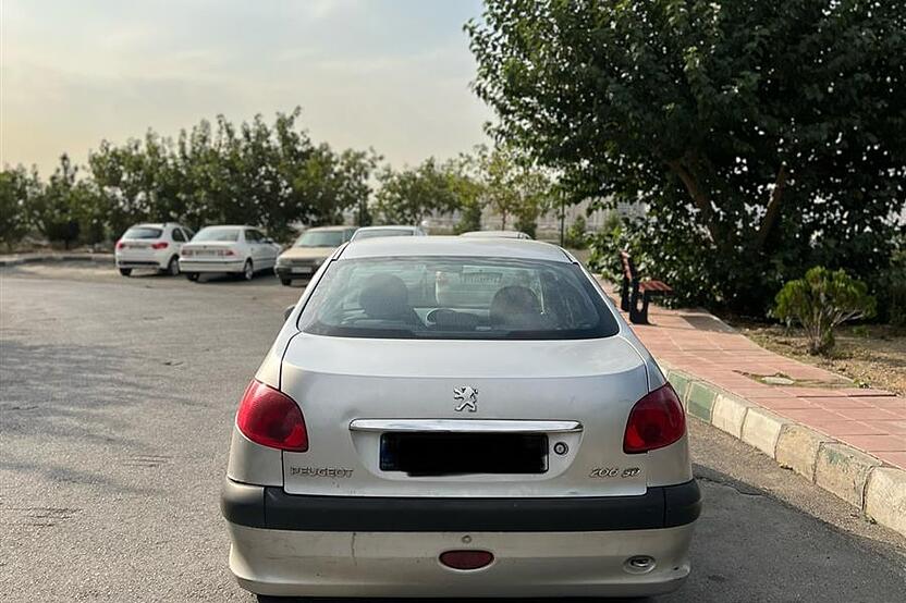 پژو، 206 SD