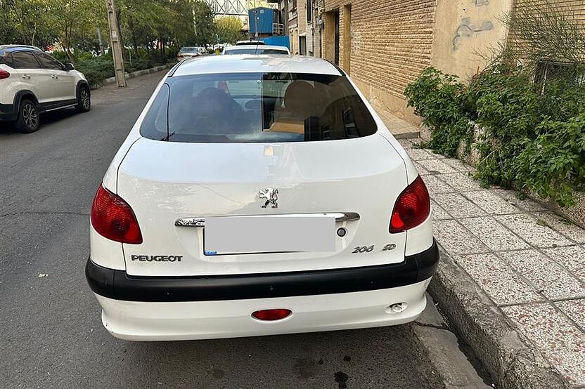 پژو، 206 SD