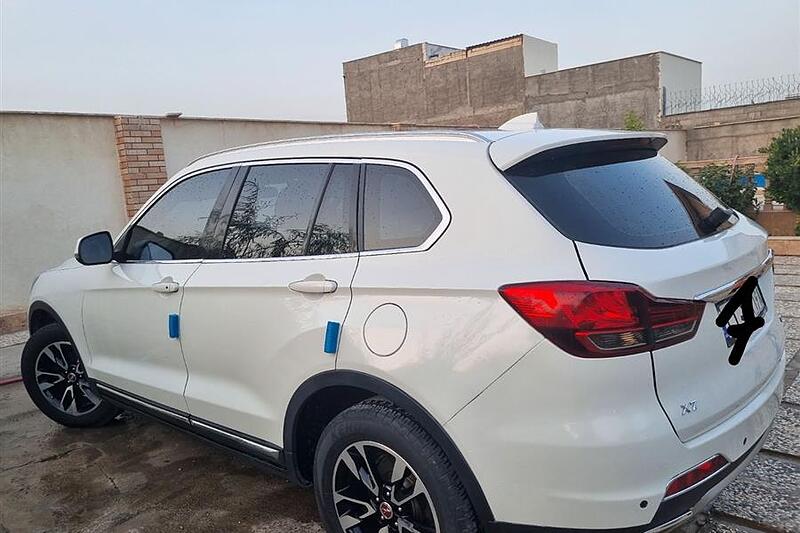 هن تنگ، X7 (مونتاژ)