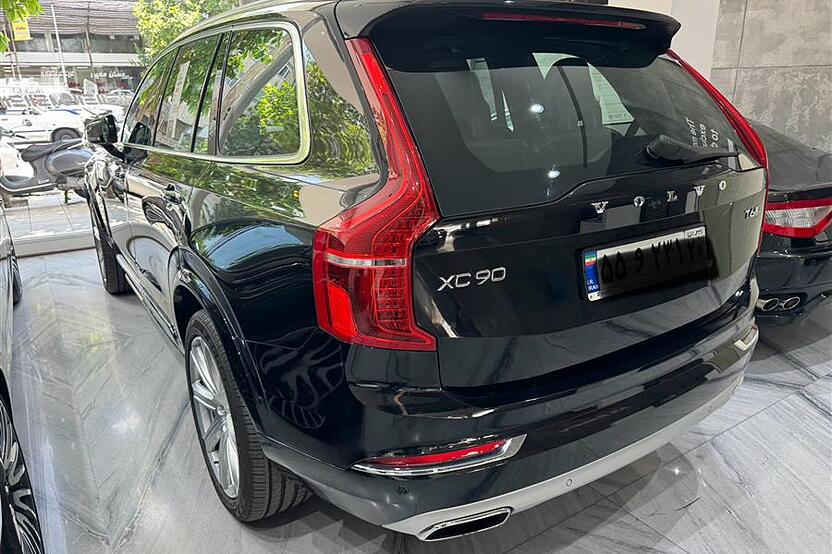 ولوو، XC90