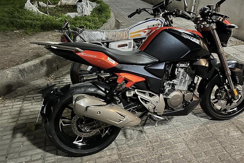 زونتس، 250R