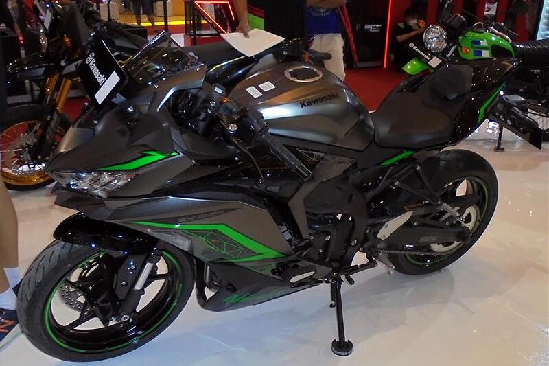 کاوازاکی، نینجا ZX-25R