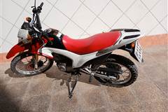 جهان همتا، فلات CRF200