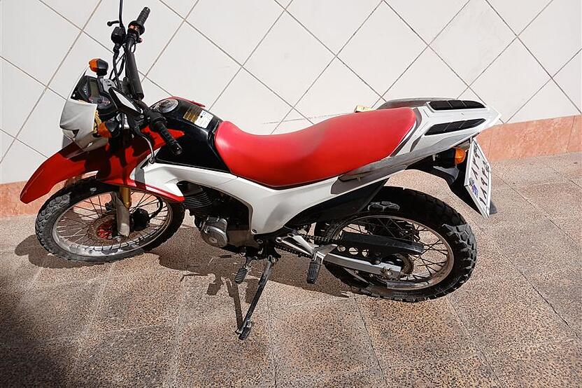 جهان همتا، فلات CRF200