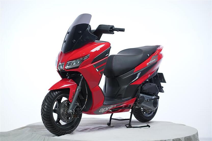 آپریلیا، SXR 160