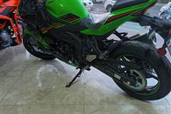 کاوازاکی، نینجا ZX-25R