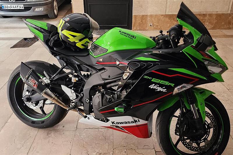 کاوازاکی، نینجا ZX-25R