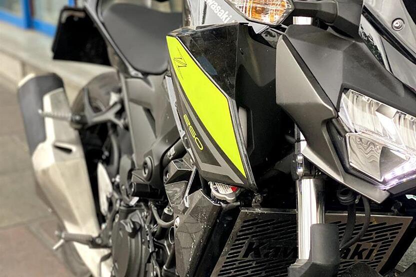 کاوازاکی، Z250