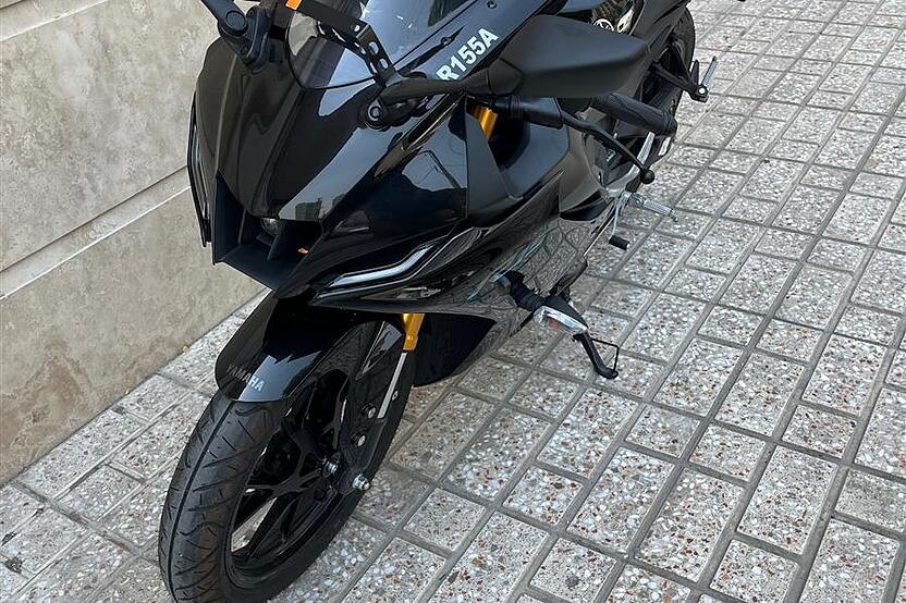 یاماها، YZF R15