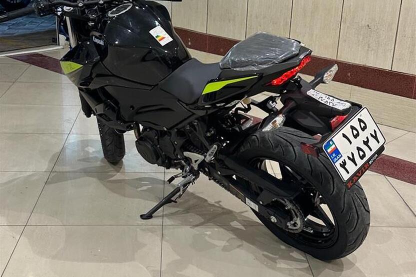 کاوازاکی، Z250