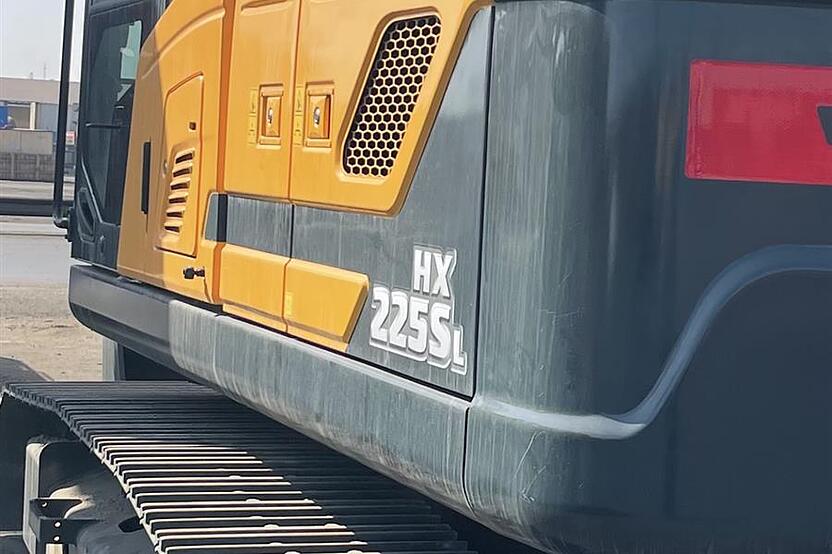 هیوندای، HX 225S